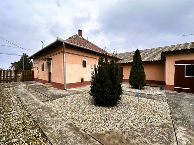 Eladó családi ház, Mezőkovácsházán 28.9 M Ft, 2 szobás