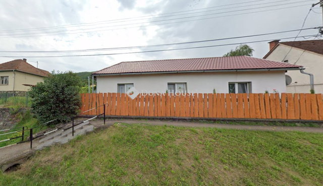 Eladó családi ház, Mónosbélen 39.9 M Ft, 3 szobás