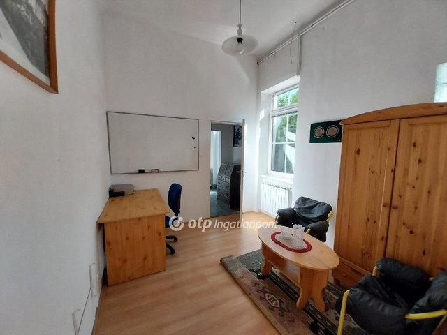 Eladó családi ház, Nyíregyházán 83.9 M Ft, 4+3 szobás