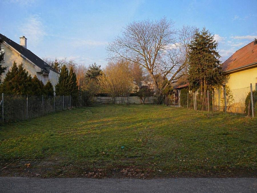 800m² · 179.900.000 ft