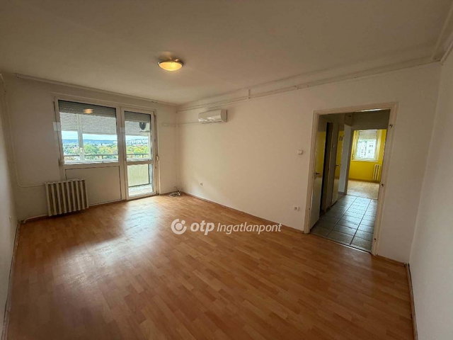 Eladó panellakás, Miskolcon 29.9 M Ft, 1+2 szobás