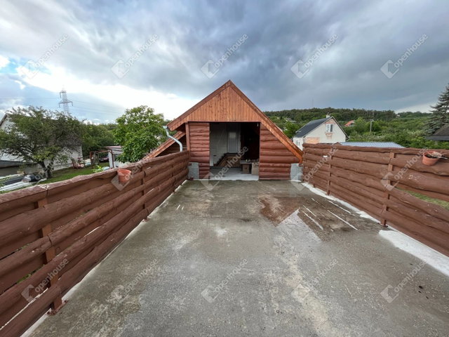 Eladó családi ház, Iszkaszentgyörgyön 61.9 M Ft, 2 szobás