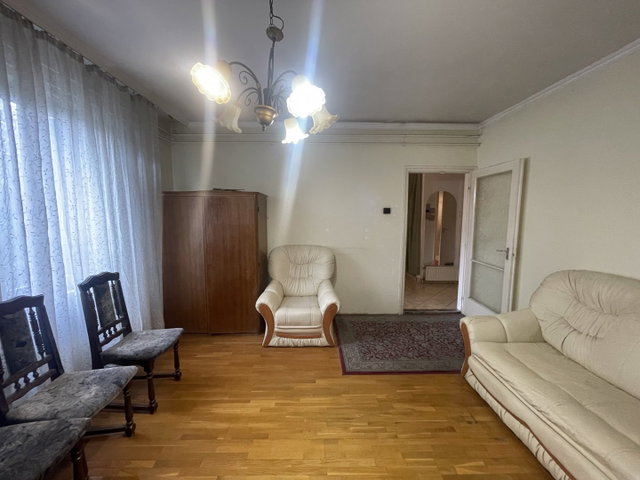 Eladó téglalakás, Nyíregyházán 35.9 M Ft, 2+1 szobás