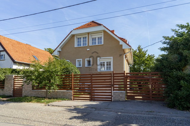 Eladó családi ház, Budapesten, XVI. kerületben 169.9 M Ft