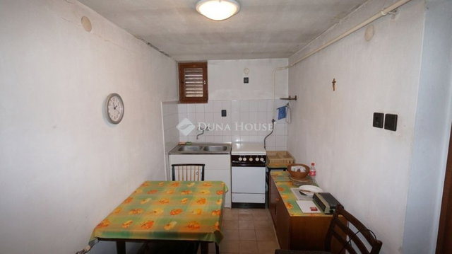 Eladó családi ház, Zalaegerszegen 17.5 M Ft, 2 szobás