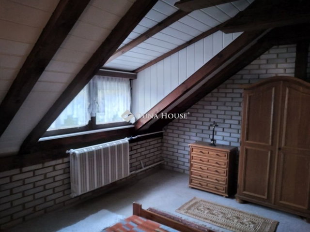 Eladó családi ház, Szentgotthárdon 89.9 M Ft, 8 szobás