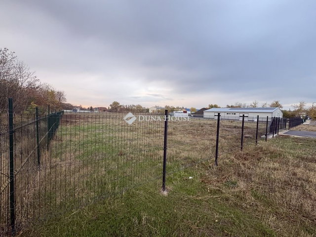 Kiadó ipari ingatlan, Gyálon 553 E Ft / hó / költözzbe.hu