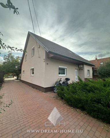 Eladó családi ház, Dunaharasztin 180 M Ft, 5 szobás