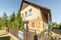 Eladó nyaraló, Lakitelken 37 M Ft, 6 szobás