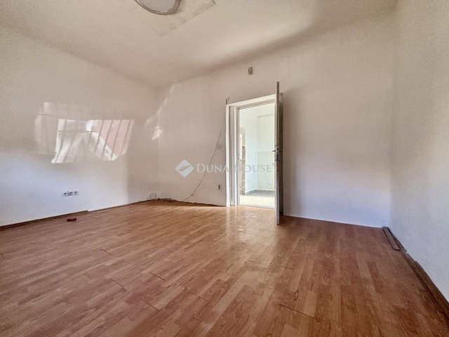 Eladó családi ház, Budapesten, XVIII. kerületben 89.9 M Ft