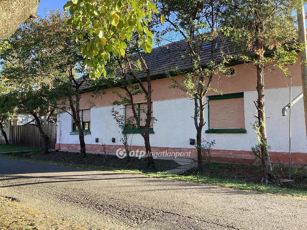 4 bed · 130m² · 13.400.000 ft
