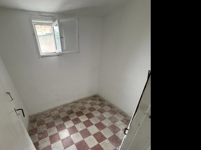 Eladó családi ház, Szigetváron 15.9 M Ft, 2 szobás