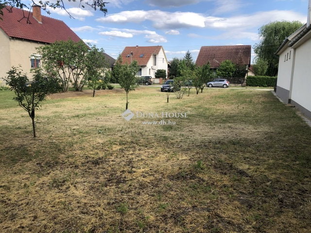 Eladó telek, Tiszaalpáron 6.5 M Ft / költözzbe.hu