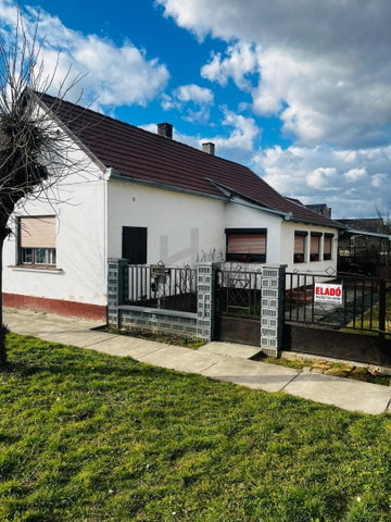 Eladó családi ház, Barcson 24.99 M Ft, 2 szobás