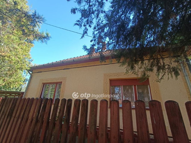 Eladó családi ház, Egyeken 23 M Ft, 3 szobás
