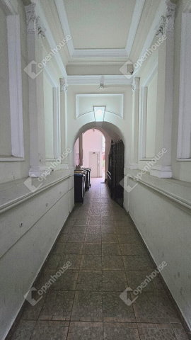 Eladó téglalakás, Budapesten, VI. kerületben 164.9 M Ft