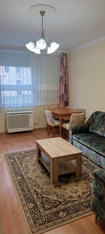 Kiadó téglalakás, albérlet, Pápán 120 E Ft / hó, 2 szobás