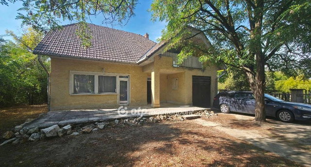 Eladó családi ház, Erdőkertesen 95 M Ft, 3 szobás