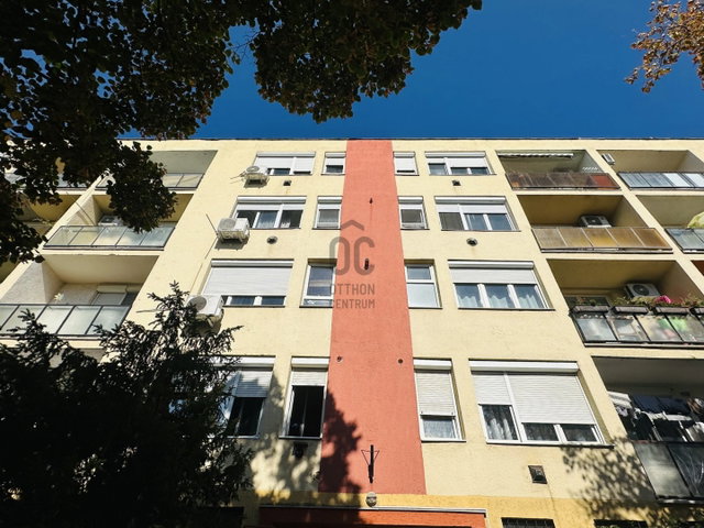 Eladó téglalakás, Budapesten, XIV. kerületben, Egressy úton