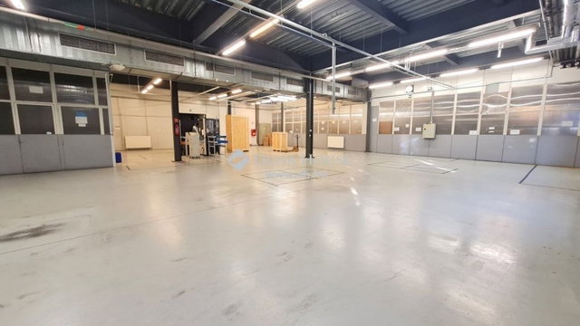 Kiadó ipari ingatlan, Zalaegerszegen 2610 E Ft / hó