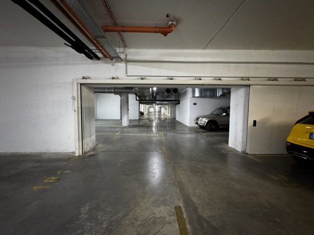 Eladó garázs, Budapesten, XI. kerületben 10.5 M Ft