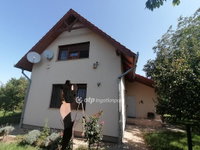 Eladó családi ház