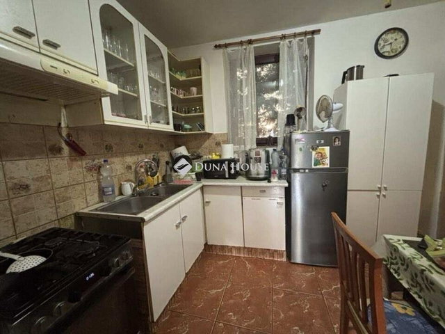 Eladó családi ház, Sárváron 25 M Ft, 3 szobás