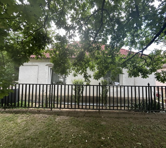 Eladó családi ház, Győrött 57 M Ft, 4 szobás