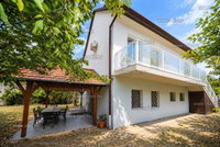 Eladó családi ház, Szentendrén 129 M Ft, 6 szobás