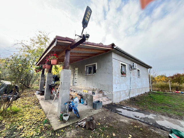 Eladó családi ház, Tápiógyörgyén 27.99 M Ft, 2 szobás