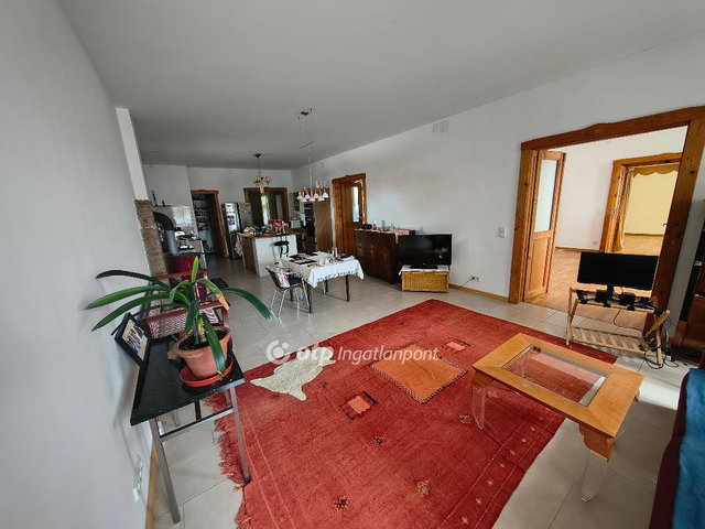 Eladó családi ház, Lajoskomáromban 115.2 M Ft, 4 szobás