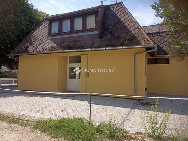 Eladó téglalakás, Nagykanizsán, Berzsenyi Dániel utcában