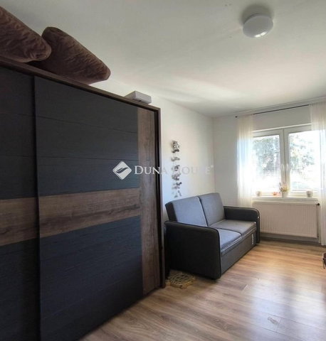 Eladó családi ház, Szárföldön 62.9 M Ft, 3 szobás