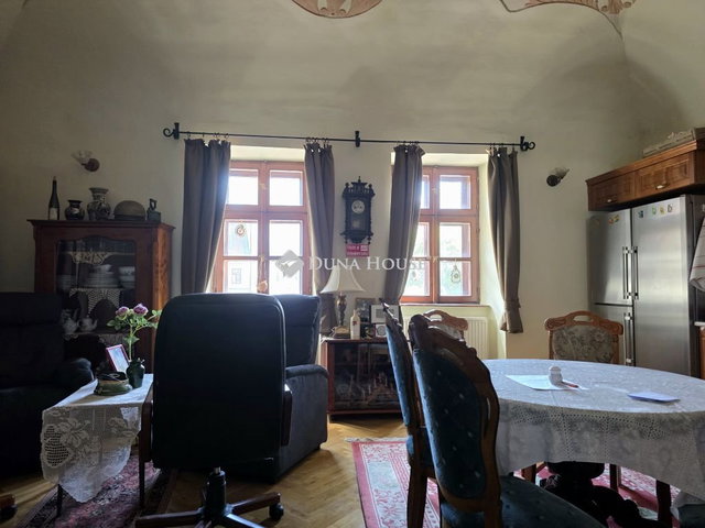 Eladó téglalakás, Sopronban, Várkerület utcában 69 M Ft