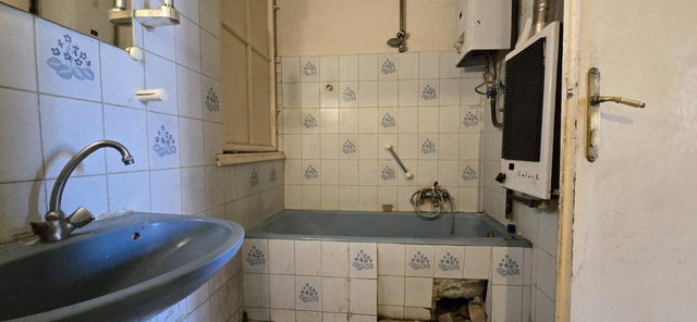 Eladó téglalakás, Budapesten, VIII. kerületben, Üllői úton