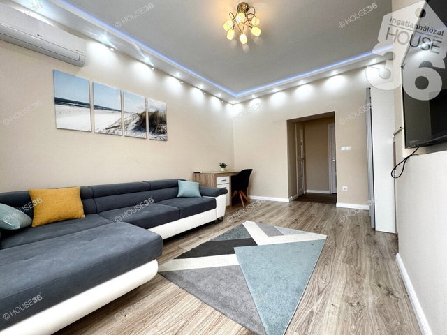 Kiadó téglalakás, albérlet, Kecskeméten 320 E Ft / hó