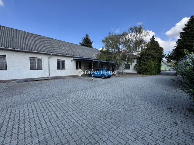 Eladó ipari ingatlan, Dömsödön 349.9 M Ft / költözzbe.hu