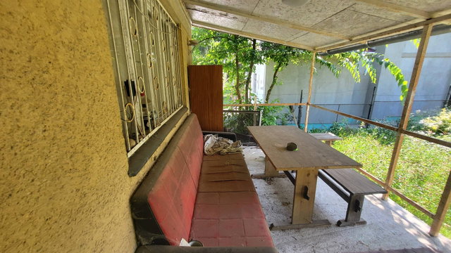 Eladó családi ház, Szigetmonostorban 24.9 M Ft, 1+1 szobás