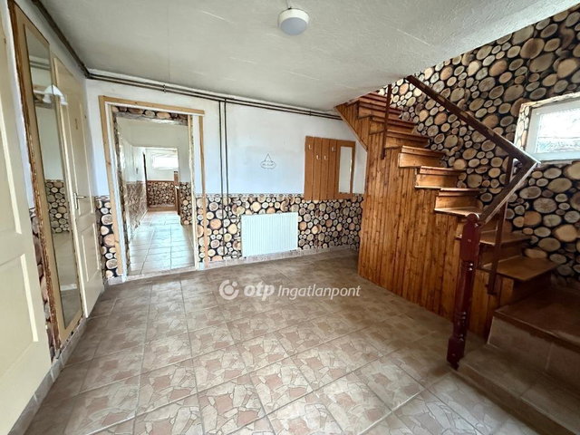 Eladó családi ház, Monorierdőn 71.9 M Ft, 2+2 szobás