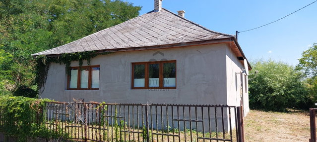 Eladó családi ház, Márokpapin 10.9 M Ft, 3 szobás