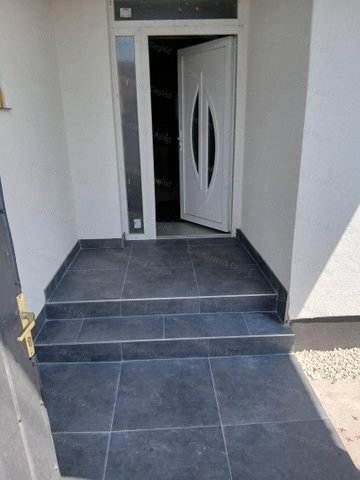 Eladó családi ház, Cegléden 99.9 M Ft, 4 szobás