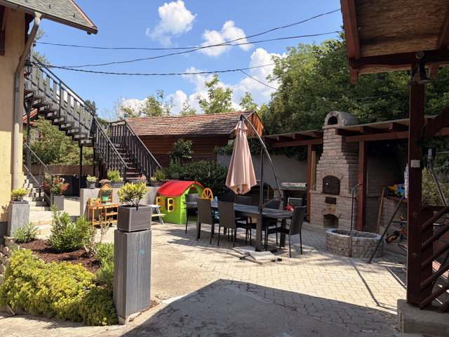 Eladó téglalakás, Szentendrén 115 M Ft, 3 szobás