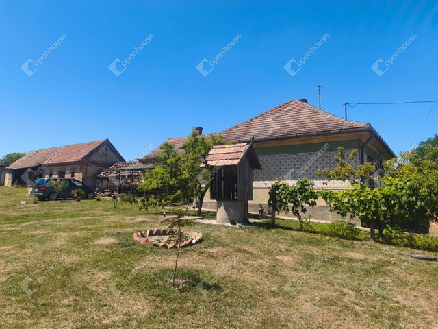 Eladó családi ház, Csömenden 37.9 M Ft, 3 szobás