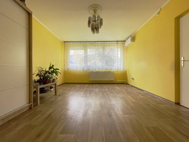 Eladó panellakás, Budapesten, XIV. kerületben 59.9 M Ft, 2 szobás