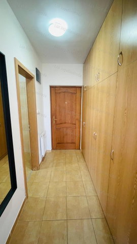 Kiadó téglalakás, albérlet, Komáromban 212 E Ft / hó, 3 szobás