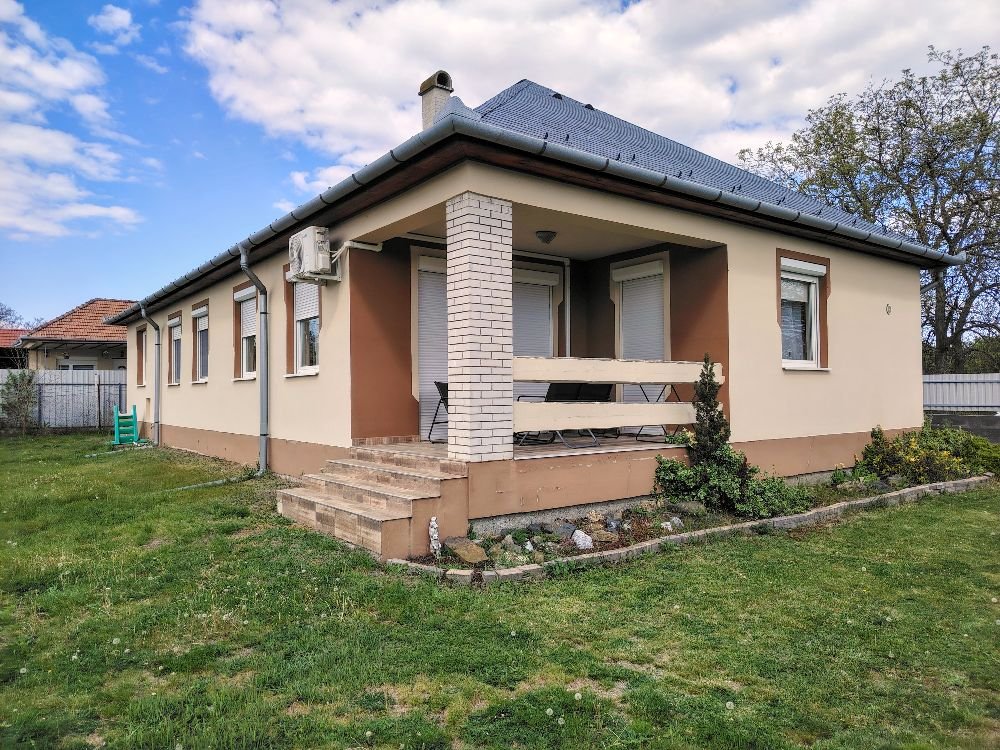 4 bed · 95m² · 89.999.999 ft