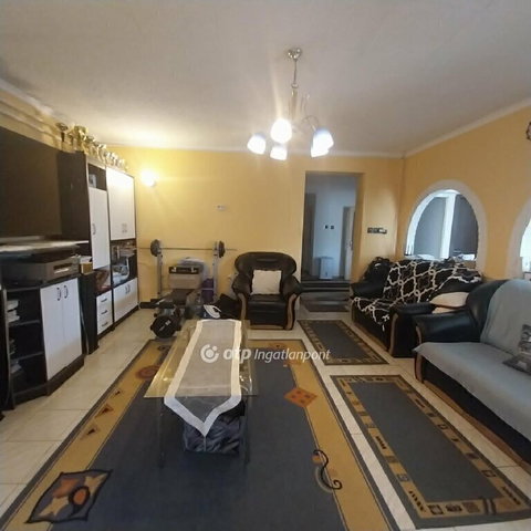 Eladó családi ház, Nyírtelken 67.999 M Ft, 2+3 szobás