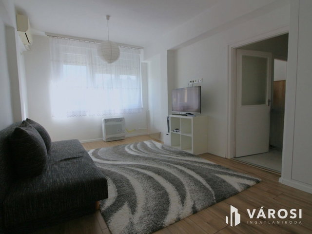 Eladó téglalakás, Nagykanizsán 32.5 M Ft, 2 szobás