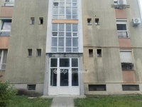 Eladó téglalakás, Komlón 31.99 M Ft, 1+2 szobás