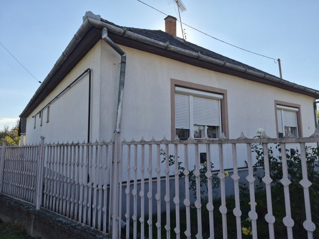 Eladó családi ház, Vásárosnaményben 35 M Ft, 3 szobás